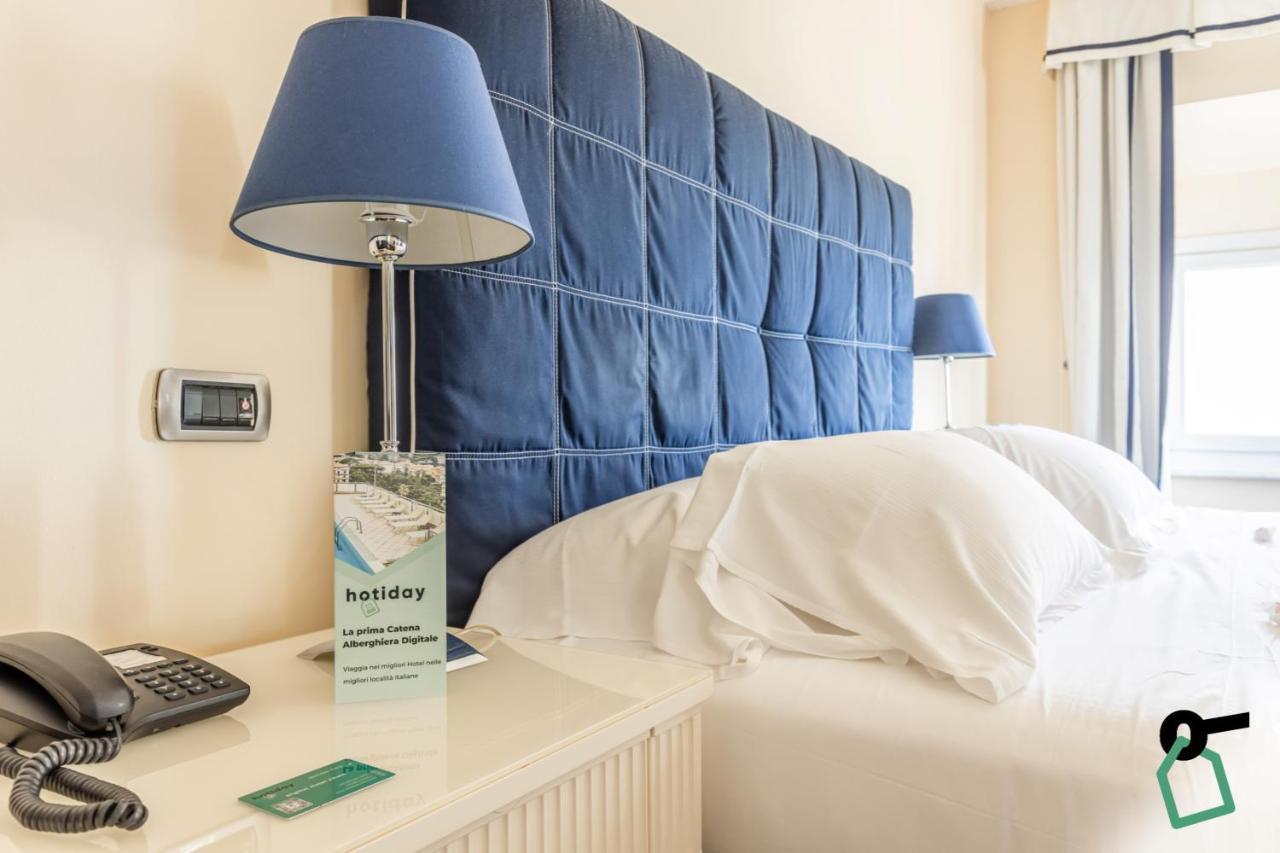 Hotiday Room Collection - Livorno Mascagni Luaran gambar